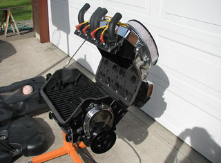 Illustration for article titled BBQ Grill Made of a V8 Engine Block